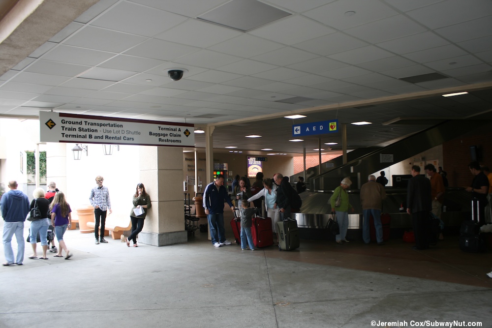 Bob Hope Airport (Metrolink Ventura County Line, Amtrak Pacific ...