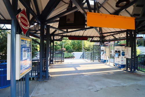 burke_centre13