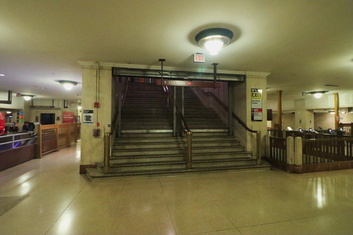 suburban_station14