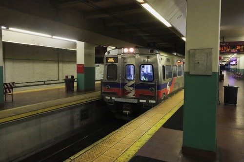 suburban_station_tracks32